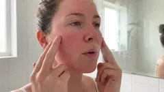 Cíl: vyhladit vrásky na obličeji – věnujte 6 minut čínské gymnastice pro obličej.