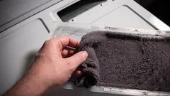 Než to vyhodíte, zjistěte, jak využít chuchvalce z sušičky v zahradě