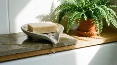 Mýdlo zůstane suché a nezměkne v mýdlence: účinné tipy od zkušených hospodyňek