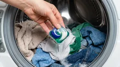  Používá většina lidí prací kapsle nesprávně? Ujistěte se, že se dobře rozpouštějí a nepoškodí vaše prádlo